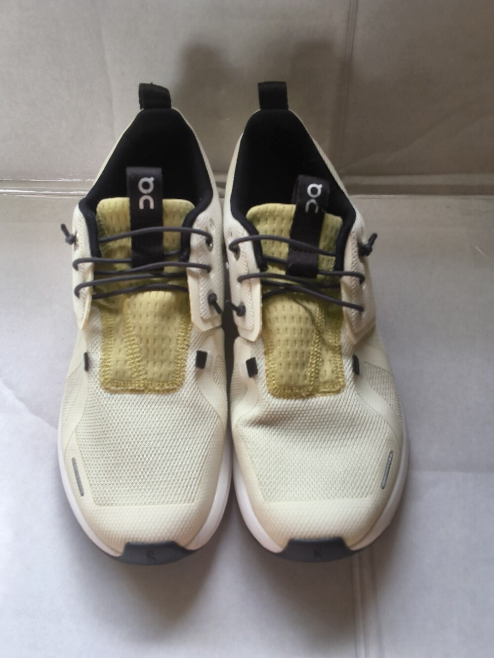 On Cloud Sky Beige Green Black Mesh Low Top Sneakers Kids US Y5 EU 37.5
